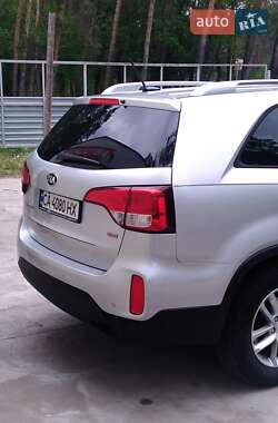 Внедорожник / Кроссовер Kia Sorento 2014 в 
