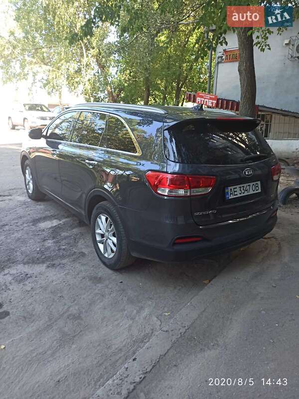 Позашляховик / Кросовер Kia Sorento 2015 в Дніпрі