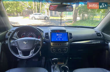 Внедорожник / Кроссовер Kia Sorento 2013 в 