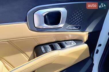 Позашляховик / Кросовер Kia Sorento 2020 в 