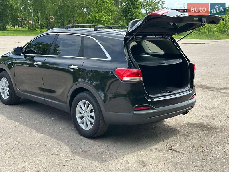 Позашляховик / Кросовер Kia Sorento 2016 в Самборі