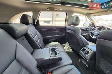 Внедорожник / Кроссовер Kia Sorento 2017 в 
