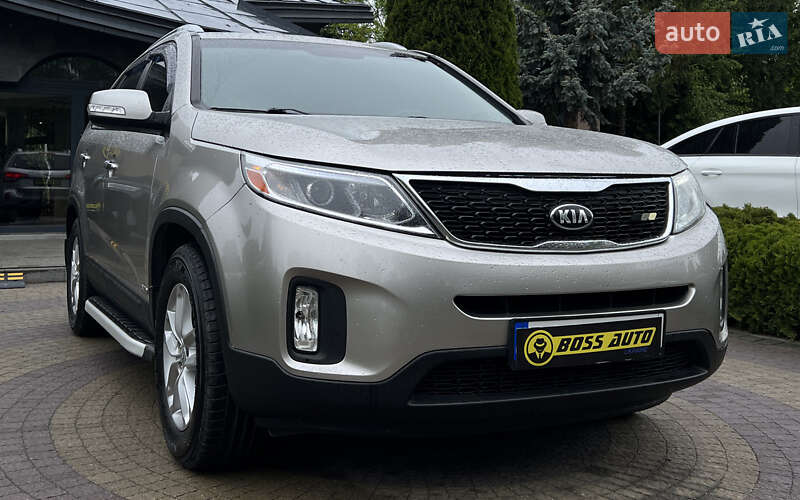 Внедорожник / Кроссовер Kia Sorento 2014 в 