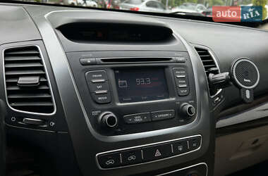 Внедорожник / Кроссовер Kia Sorento 2014 в 