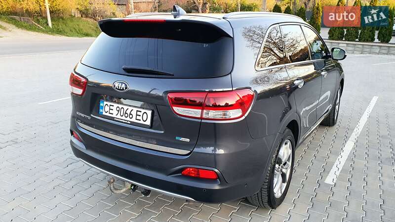 Позашляховик / Кросовер Kia Sorento 2015 в Чернівцях