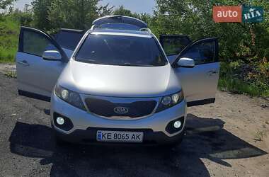 Позашляховик / Кросовер Kia Sorento 2012 в 