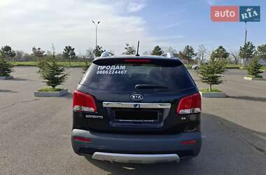 Внедорожник / Кроссовер Kia Sorento 2013 в 