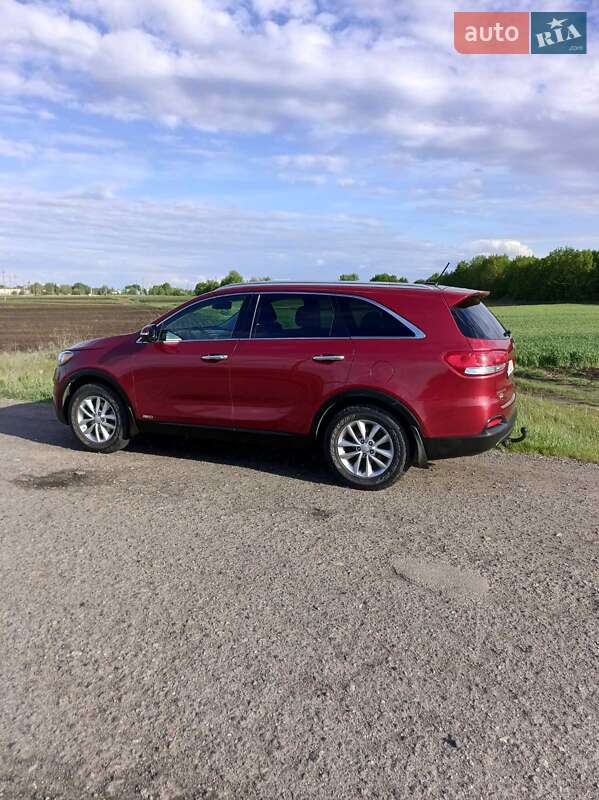 Позашляховик / Кросовер Kia Sorento 2015 в Пирятині