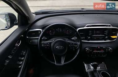Внедорожник / Кроссовер Kia Sorento 2015 в 