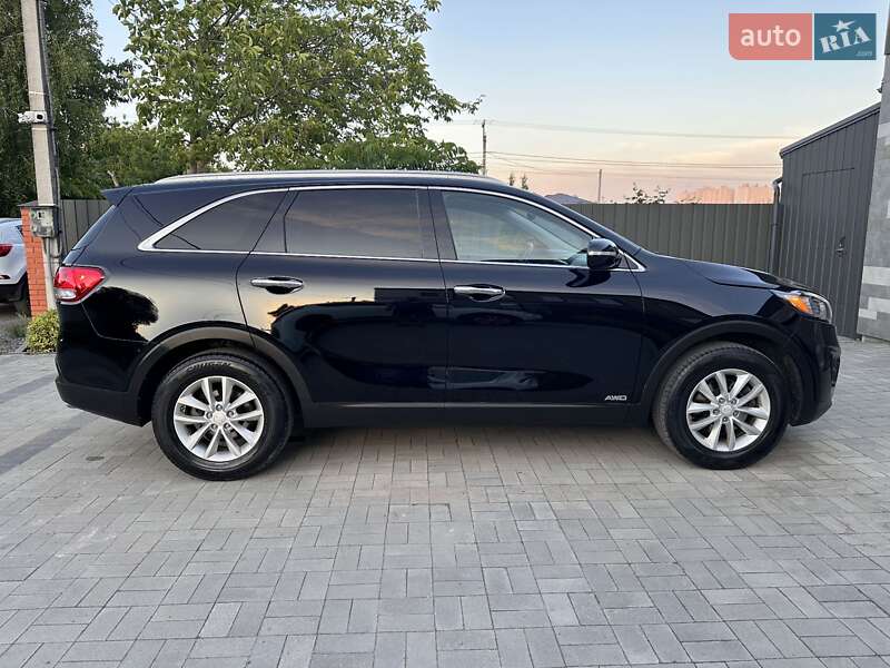 Позашляховик / Кросовер Kia Sorento 2017 в Києві
