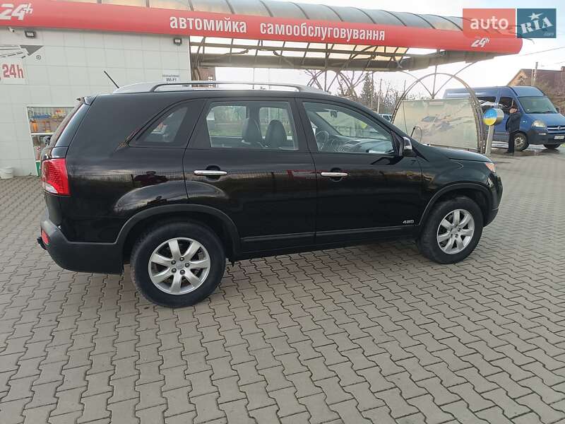 Позашляховик / Кросовер Kia Sorento 2010 в Коломиї