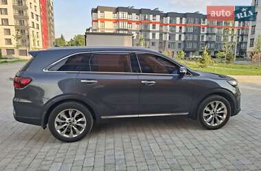 Внедорожник / Кроссовер Kia Sorento 2019 в 