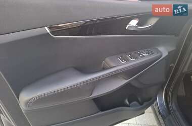 Внедорожник / Кроссовер Kia Sorento 2019 в 