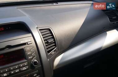 Позашляховик / Кросовер Kia Sorento 2010 в 