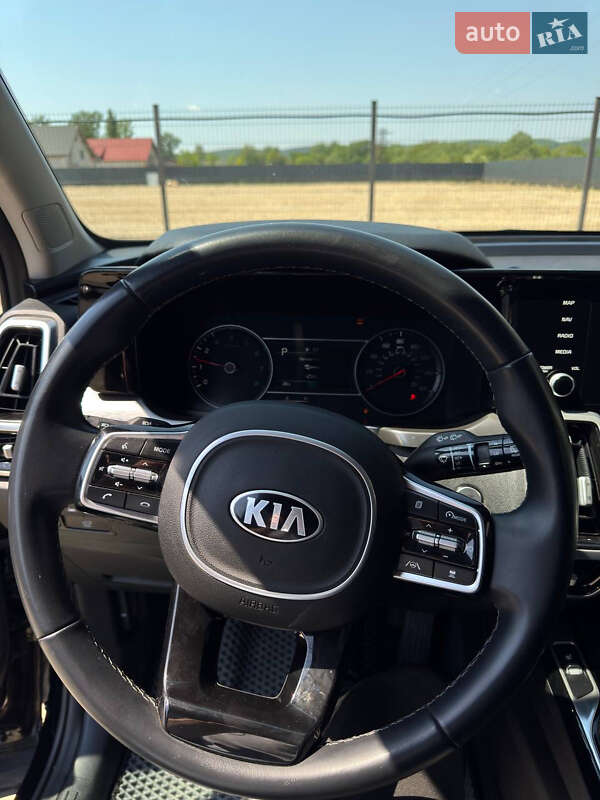 Внедорожник / Кроссовер Kia Sorento 2021 в Иршаве