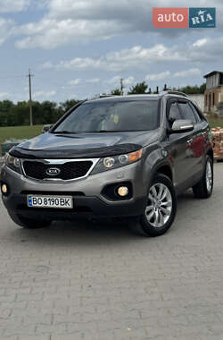 Внедорожник / Кроссовер Kia Sorento 2012 в Скалате