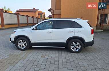 Внедорожник / Кроссовер Kia Sorento 2011 в 