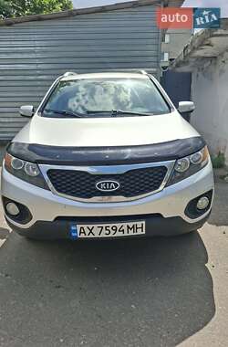 Внедорожник / Кроссовер Kia Sorento 2010 в Харькове