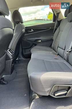 Внедорожник / Кроссовер Kia Sorento 2015 в 