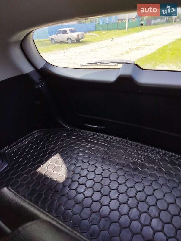 Внедорожник / Кроссовер Kia Sorento 2010 в Ильинцах