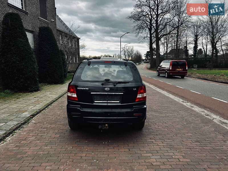 Позашляховик / Кросовер Kia Sorento 2006 в Києві