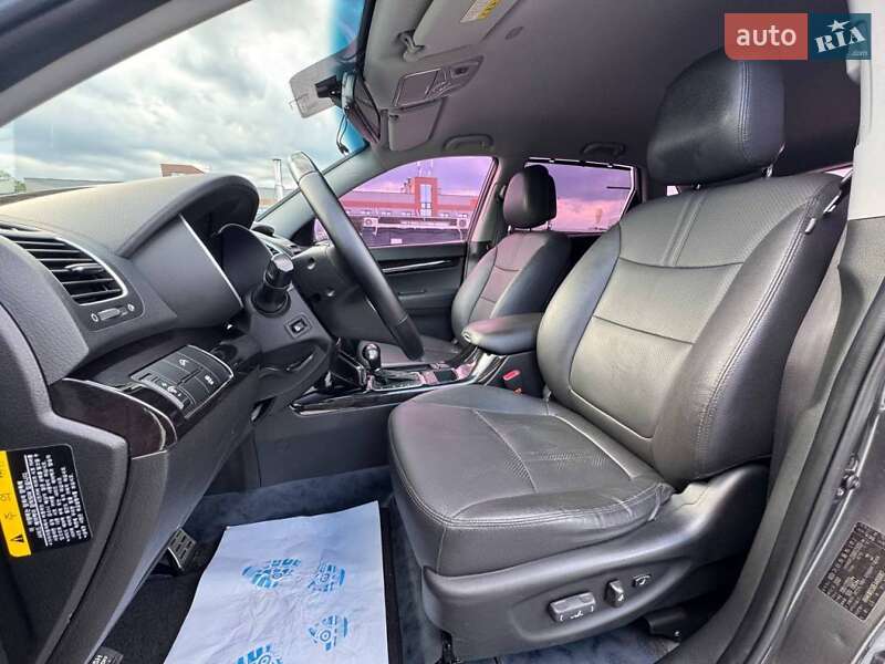 Внедорожник / Кроссовер Kia Sorento 2013 в Киеве