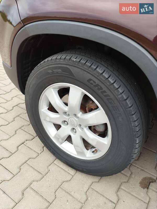 Позашляховик / Кросовер Kia Sorento 2010 в Липовці