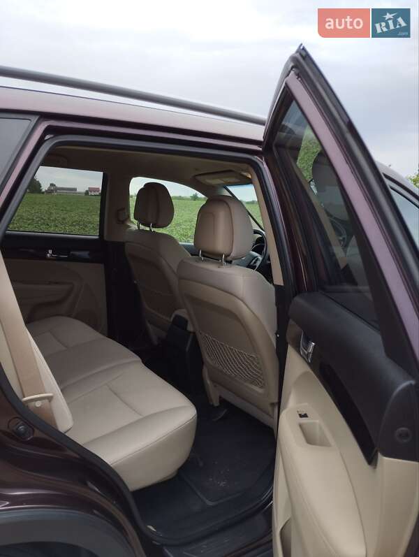 Позашляховик / Кросовер Kia Sorento 2010 в Липовці