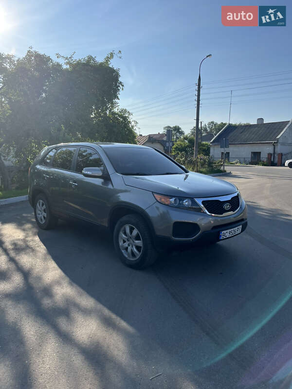 Внедорожник / Кроссовер Kia Sorento 2011 в Городке