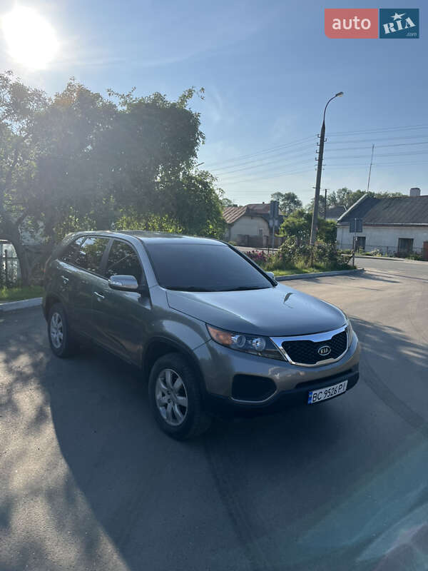 Внедорожник / Кроссовер Kia Sorento 2011 в Городке