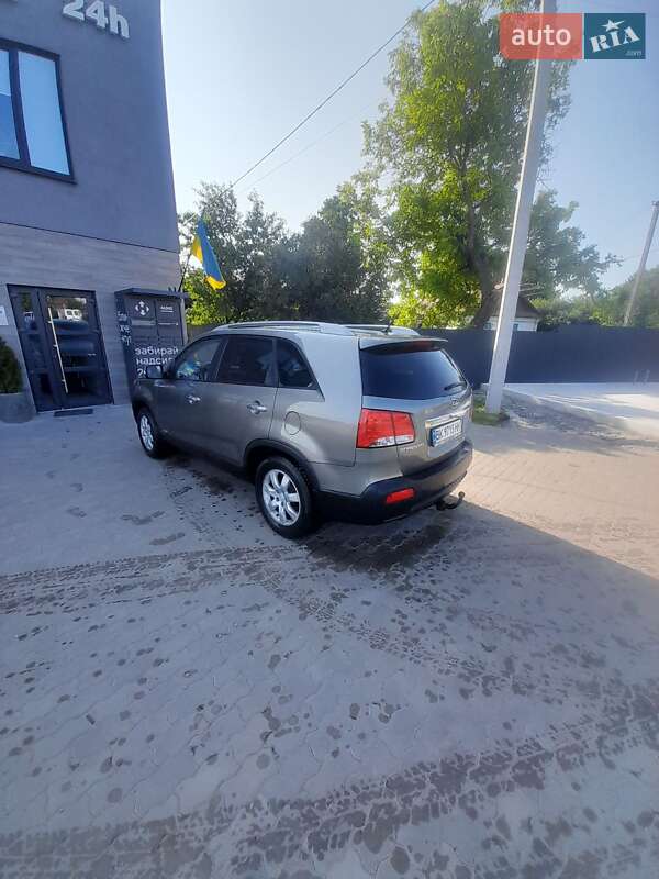 Позашляховик / Кросовер Kia Sorento 2010 в Демидівці фото 10 Позашляховик / Кросовер Kia Sorento 2010 в Демидівці