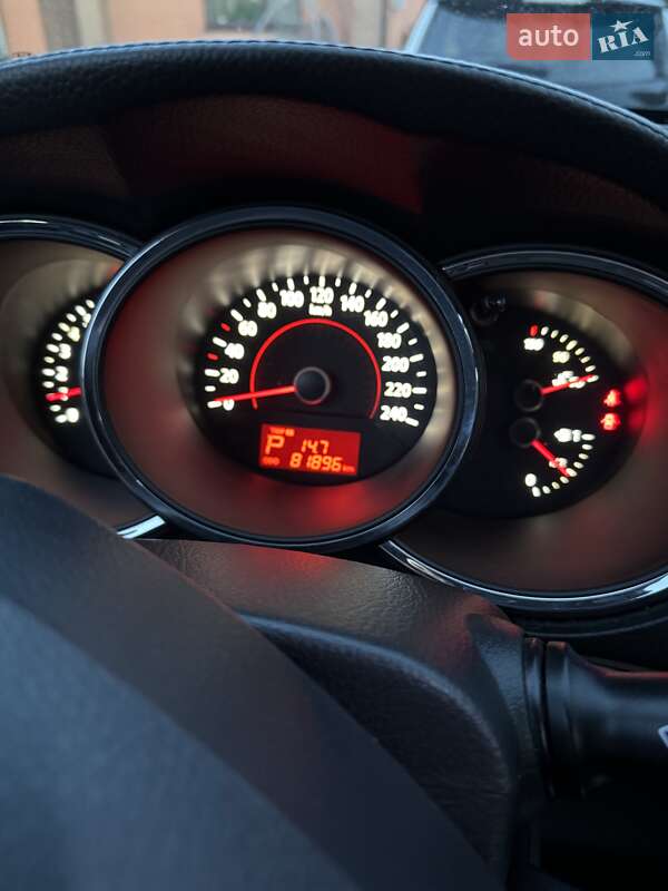 Внедорожник / Кроссовер Kia Sorento 2012 в Днепре
