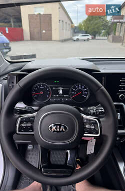 Внедорожник / Кроссовер Kia Sorento 2021 в 