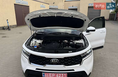Внедорожник / Кроссовер Kia Sorento 2021 в 