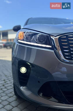 Внедорожник / Кроссовер Kia Sorento 2020 в 