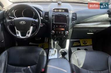 Внедорожник / Кроссовер Kia Sorento 2011 в 
