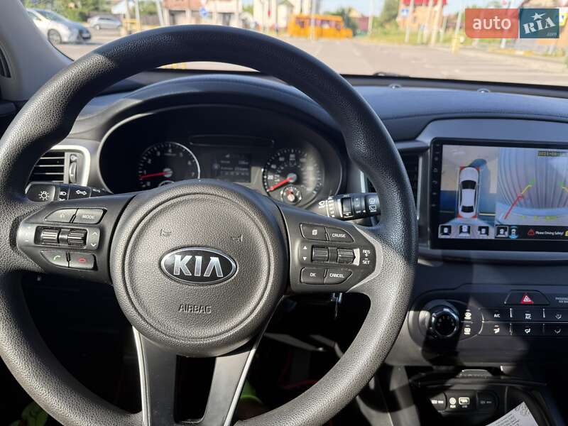 Внедорожник / Кроссовер Kia Sorento 2016 в Киеве
