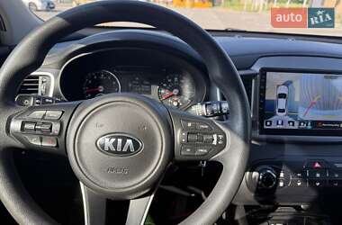 Позашляховик / Кросовер Kia Sorento 2016 в  фото 18 Позашляховик / Кросовер Kia Sorento 2016 в