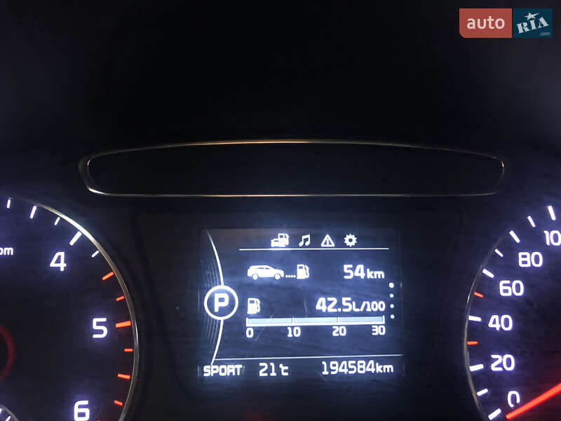 Позашляховик / Кросовер Kia Sorento 2015 в Києві