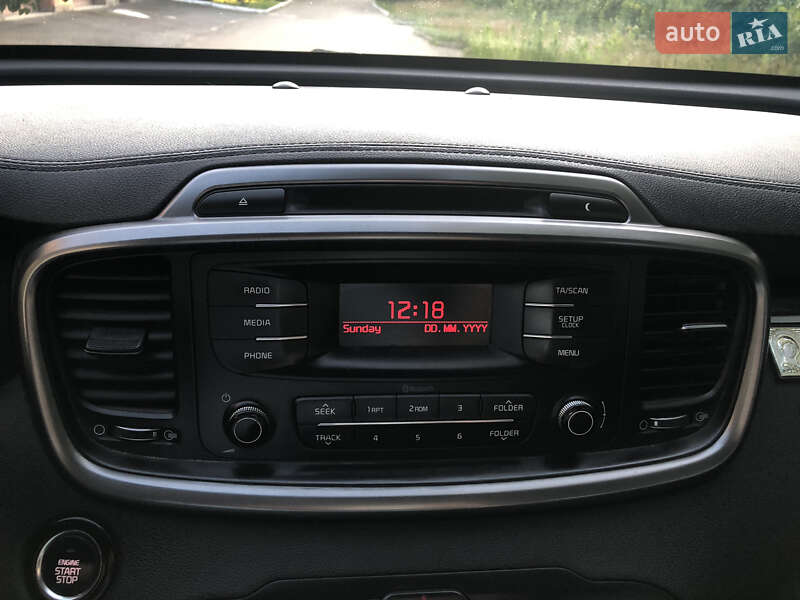 Позашляховик / Кросовер Kia Sorento 2015 в Києві