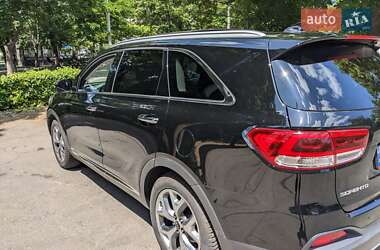 Позашляховик / Кросовер Kia Sorento 2016 в 