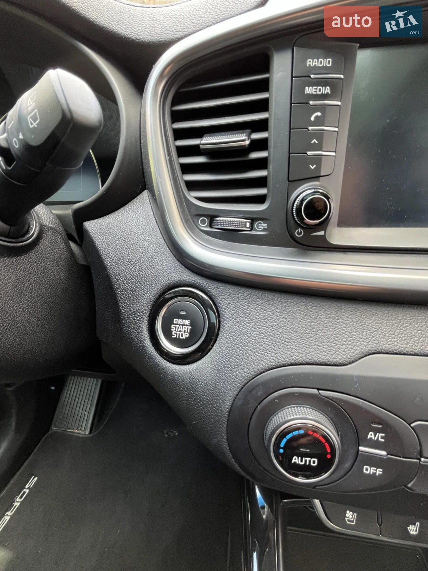 2016 Kia Sorento - мініатюра 25