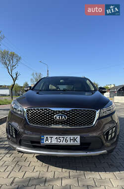 Внедорожник / Кроссовер Kia Sorento 2016 в Ивано-Франковске