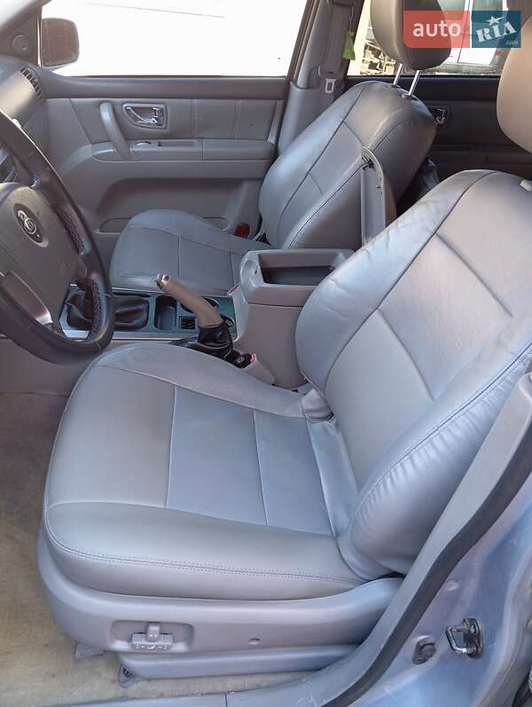 Внедорожник / Кроссовер Kia Sorento 2004 в Крыжополе