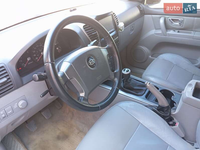 Внедорожник / Кроссовер Kia Sorento 2004 в Крыжополе