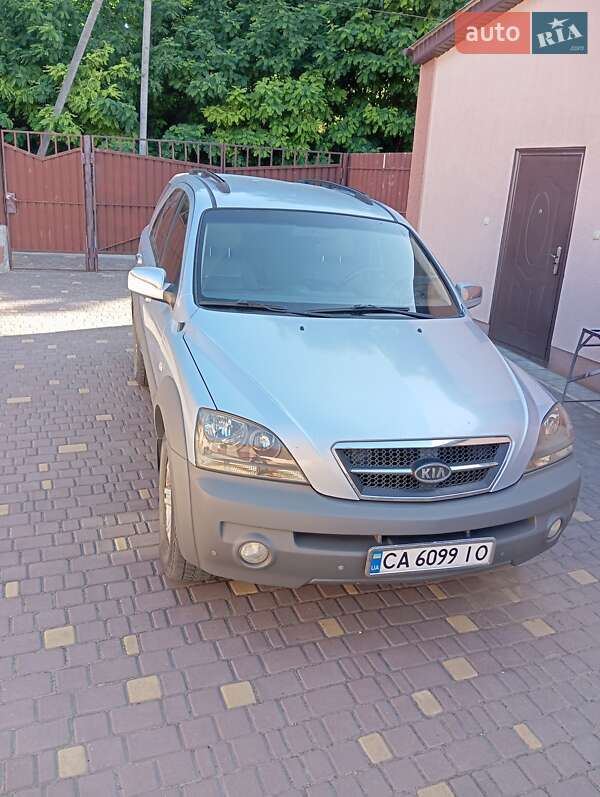 Внедорожник / Кроссовер Kia Sorento 2004 в Крыжополе