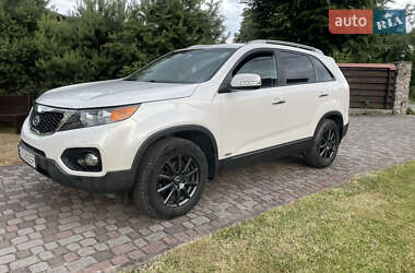Позашляховик / Кросовер Kia Sorento 2011 в Івано-Франківську