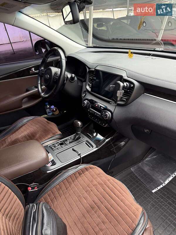 Внедорожник / Кроссовер Kia Sorento 2016 в Одессе