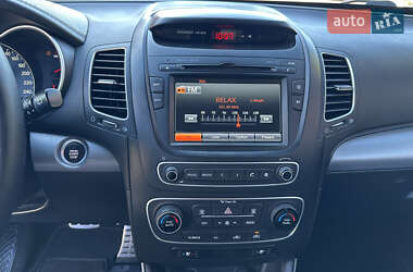 Внедорожник / Кроссовер Kia Sorento 2014 в 