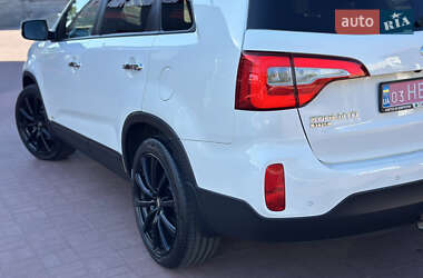 Внедорожник / Кроссовер Kia Sorento 2014 в 